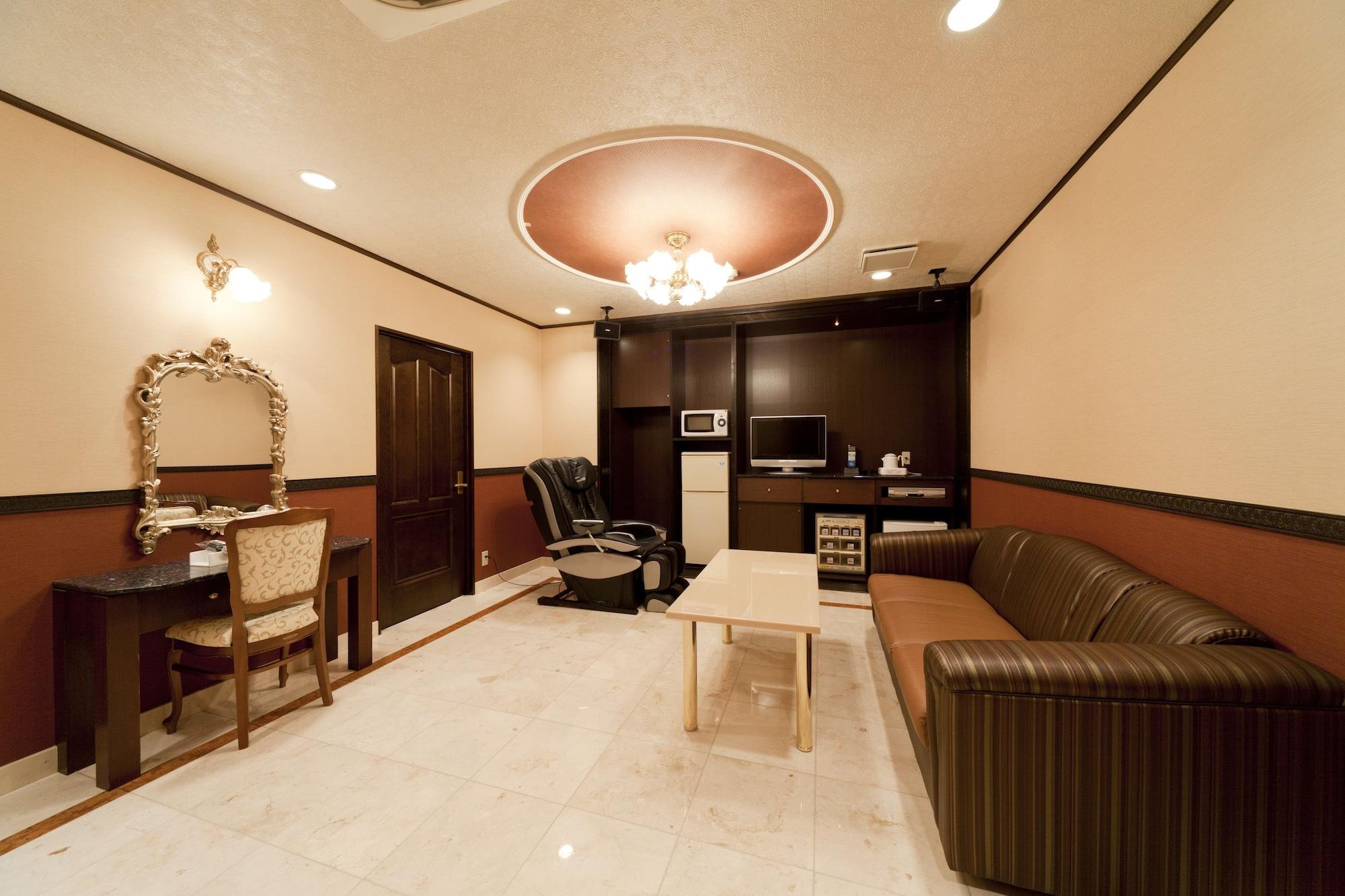 Hotel Fine Garden Matsuzaka II (Adults Only) Matsusaka Exterior photo